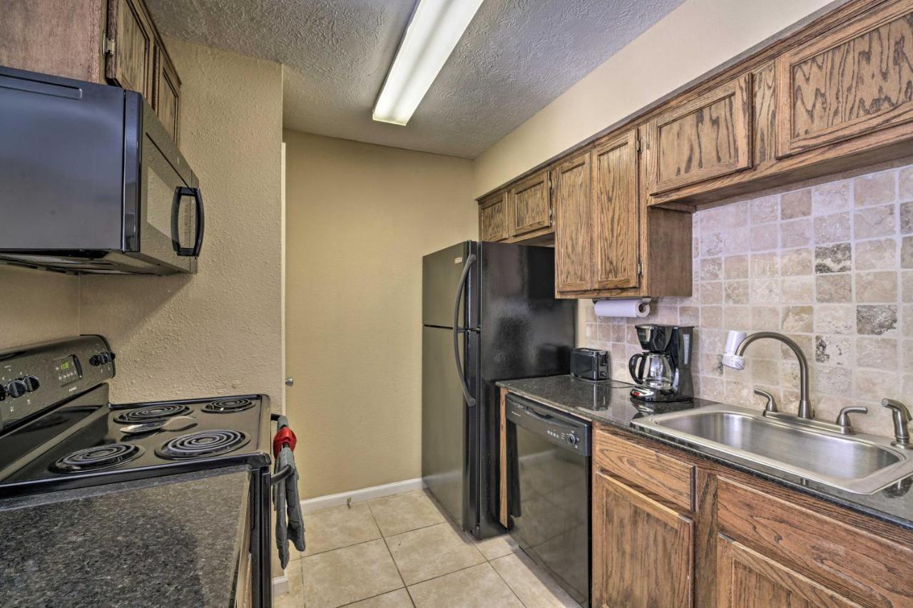 Apartamento Game Day Retreat Pool Access, 2 Mi To Texas A And M College Station Exterior foto