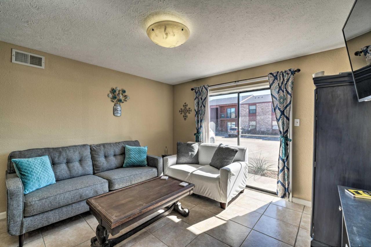 Apartamento Game Day Retreat Pool Access, 2 Mi To Texas A And M College Station Exterior foto