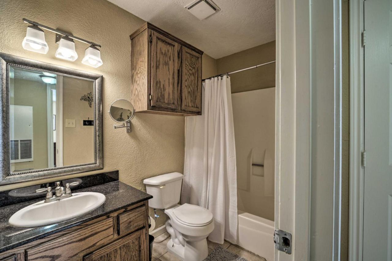 Apartamento Game Day Retreat Pool Access, 2 Mi To Texas A And M College Station Exterior foto