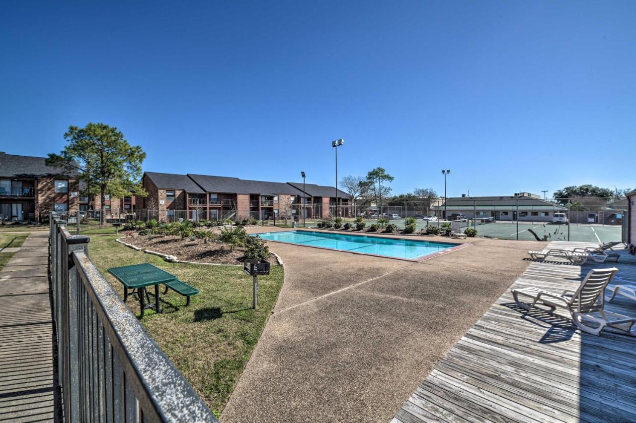 Apartamento Game Day Retreat Pool Access, 2 Mi To Texas A And M College Station Exterior foto